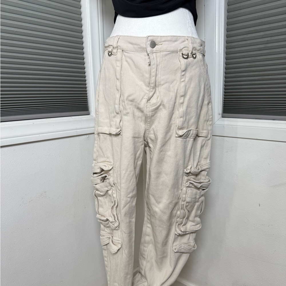 Cream Utility Cargo Pants by Windsor | Relaxed Fit | Size M